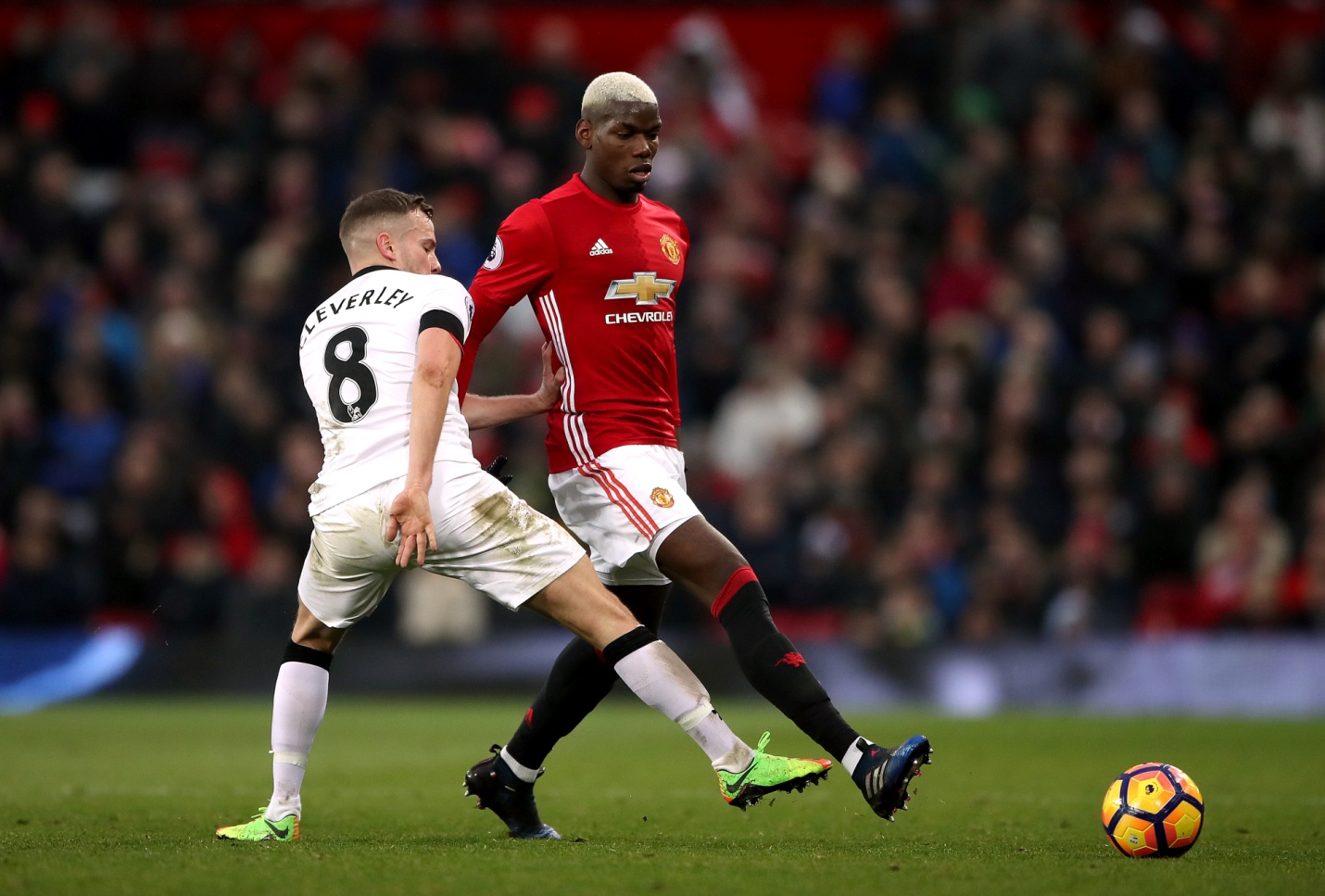 man-united-chuan-bi-ban-paul-pogba. 1