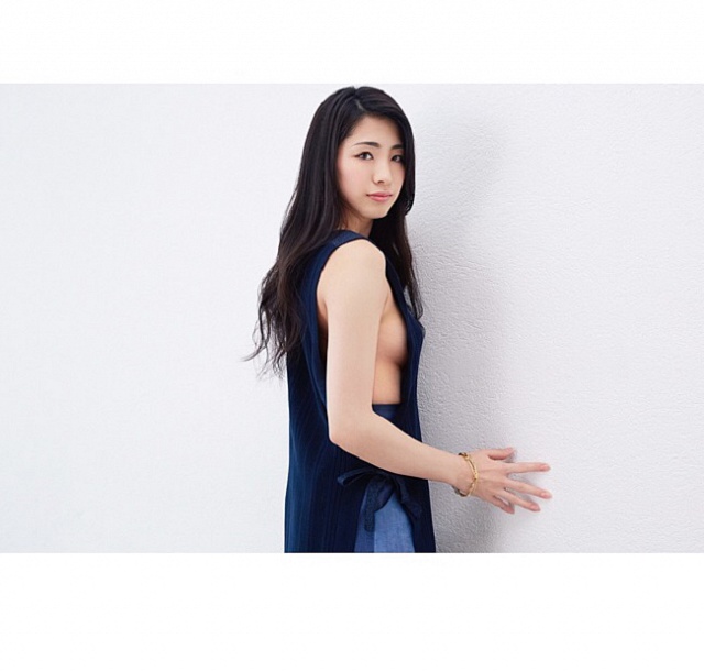 bong-mat-voi-hoa-hau-vong-mot-nhat-ban-nakaoka-ryoko-2