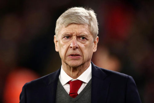hlv-arsene-wenger-khong-co-y-dinh-mua-them-tien-dao. 1