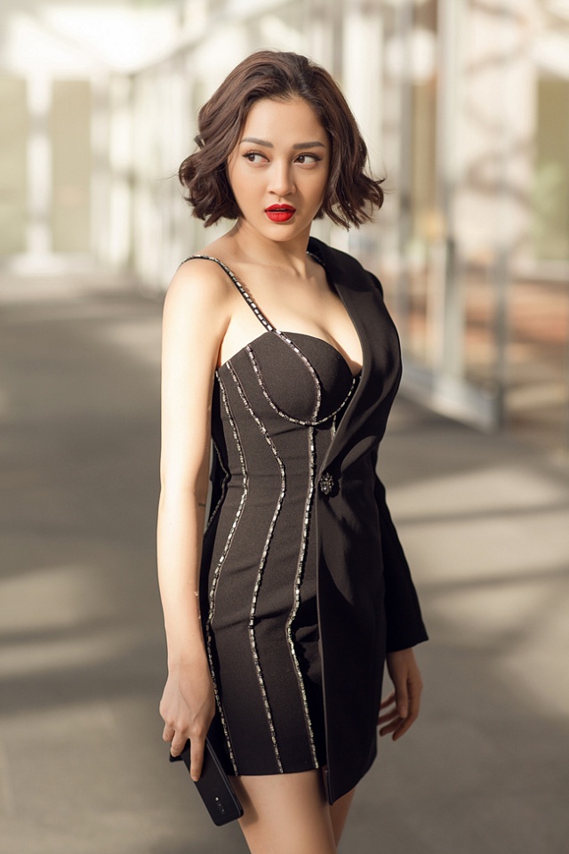 nguoi-yeu-tin-don-cua-tien-dung-ngay-cang-nong-bong-5