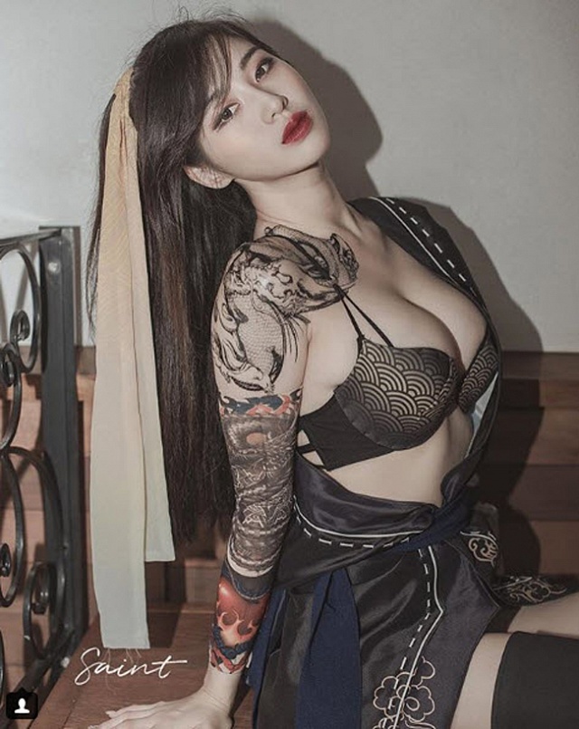 nu-mc-sieu-vong-mot-khien-dan-mang-chao-dao-̣