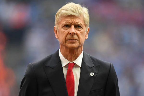 sa-thai-wenger-arsenal-tien-thoai-luong-nan. 1