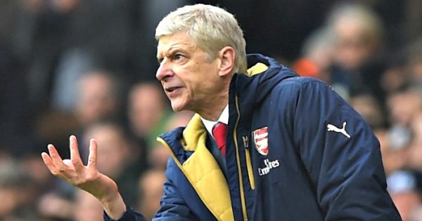 sa-thai-wenger-arsenal-tien-thoai-luong-nan. 2