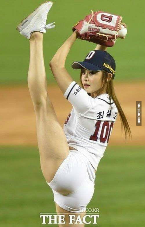 sot-xinh-xich-voi-man-nem-bong-chay-sexy-den-rung-roi-cua-hoa-ha