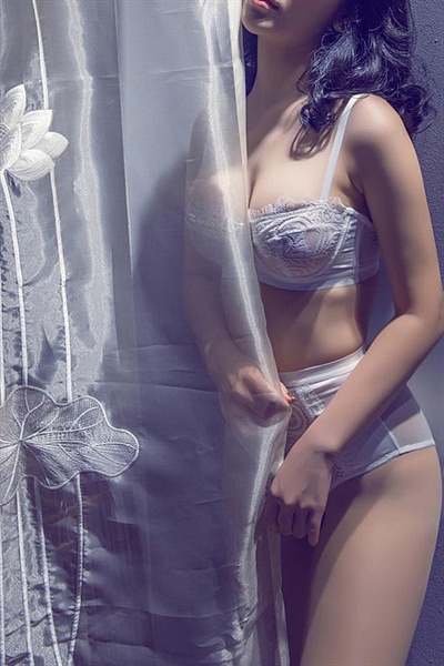 hot-girl-ngoc-phuong-nong-bong-khong-khac-gai-tay3