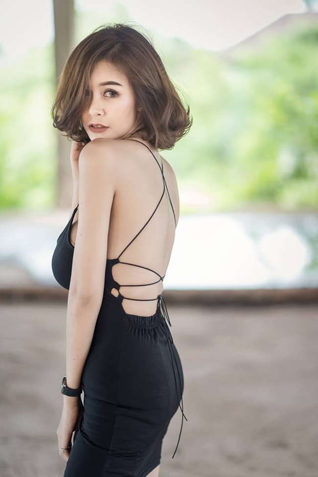 jewnaka-tu-tin-khoe-cap-go-bong-dao-cang-nhu-bong-trang-nhu-tuyet (6)