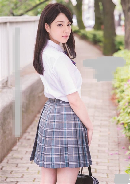 jun-aizawa-khien-hang-trieu-quy-ong-sy-me-den-tan-chay] (8)