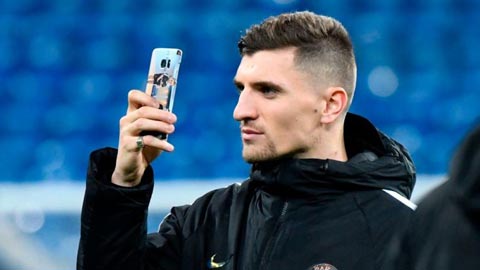 meunier-gap-tai-hoa-khong-tuong-vi-ngon-tay. 1