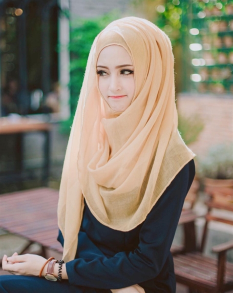 ngat-ngay-vi-nang-hot-girl-hoi-giao-qua-xinh-dep-Saira-Wongsuwan (3)