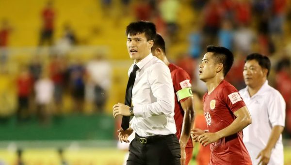 thuy-tien-tra-loi-ve-viec-cong-vinh-roi-clb-tp-ho-chi-minh. 1