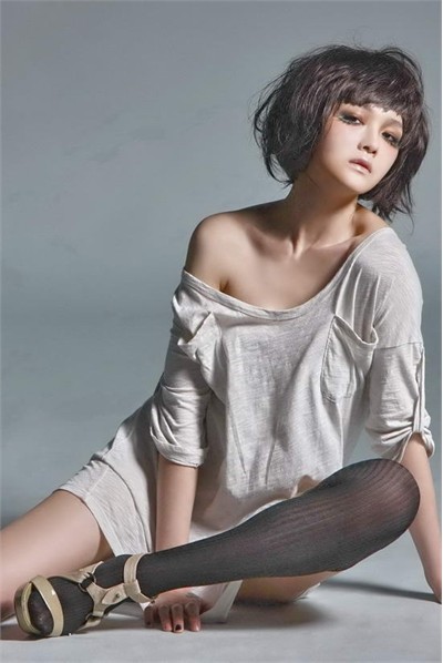 tu-hy-vien-nguoi-dep-goi-cam-nhat-chau-a4