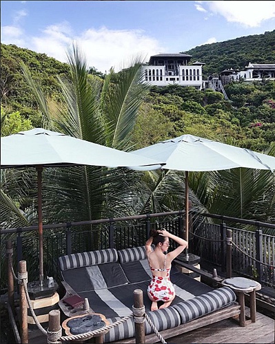 xit-mau-mui-vi-ve-dep-boc-lua-cua-hoa-hau-jolie-nguyen-11