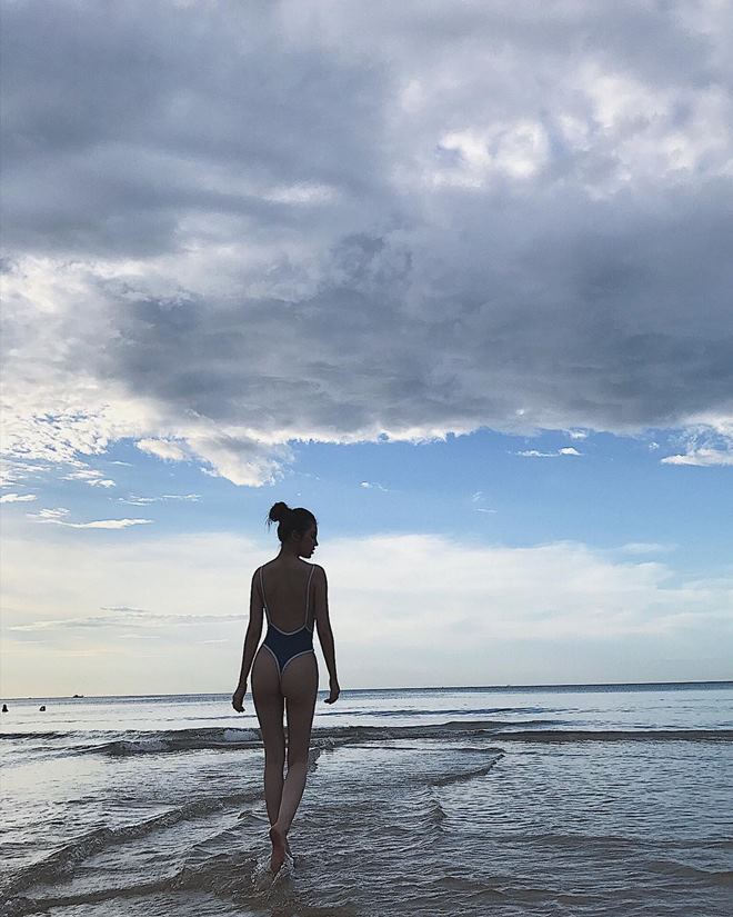 xit-mau-mui-vi-ve-dep-boc-lua-cua-hoa-hau-jolie-nguyen-2