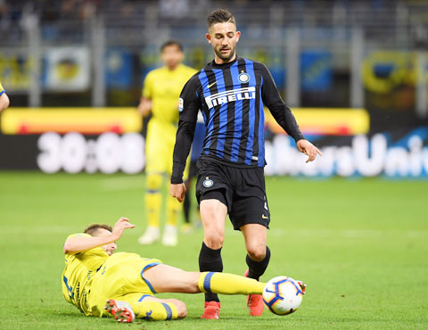 inter-suy-sup-vi-nghe-ten-conte-2