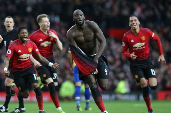 lukaku-tiet-lo-thu-vi-ve-phong-thay-do-m-u-2