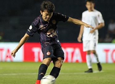 xuan-truong-lan-dau-tien-ghi-ban-cho-buriram-tai-thai-league-1