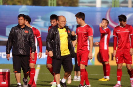 luong-cua-hlv-park-thap-hon-luong-cua-cuu-hlv-thai-lan-1