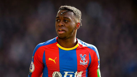 m-u-tiep-tuc-nang-gia-danh-cho-wan-bissaka-1