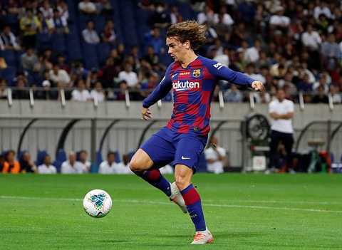 chua-toa-sang-griezmann-van-chung-minh-duoc-barca-khong-uong-tien-2