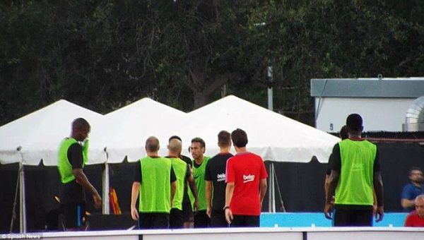 neymar-dang-keo-su-nghiep-di-xuong-vi-tinh-tre-con-2