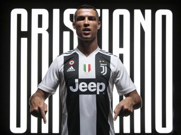 sau-1-nam-chieu-mo-ronaldo-voi-gia-100-trieu-euro-juventus-da-thu-ve-nhung-gi-1