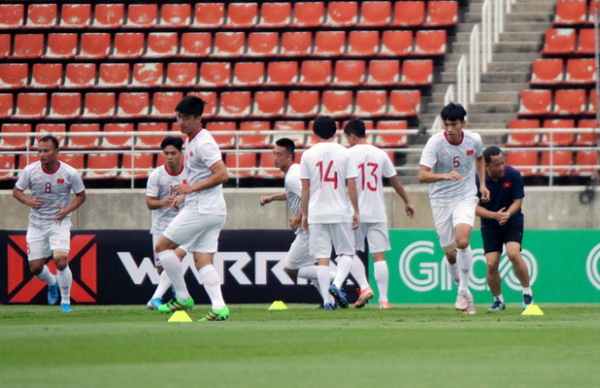 blv-quang-huy-khuyen-viet-nam-nen-choi-phong-ngu-phan-cong-1