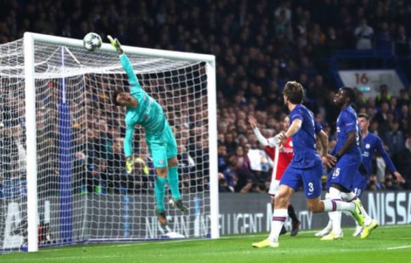 3-diem-nhan-trong-tran-hoa-giua-chelsea-4-4-ajax-1