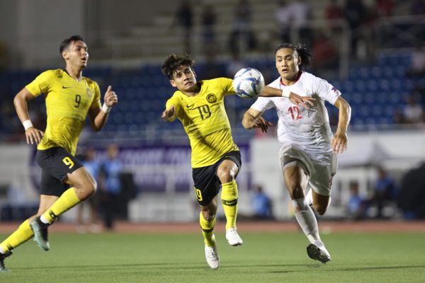 hlv-malaysia-noi-gi-sau-tran-thua-dau-truoc-philippines-1